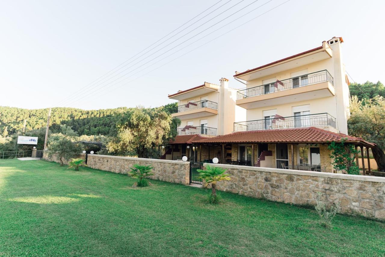 Family Villas Vourvourou Exterior photo